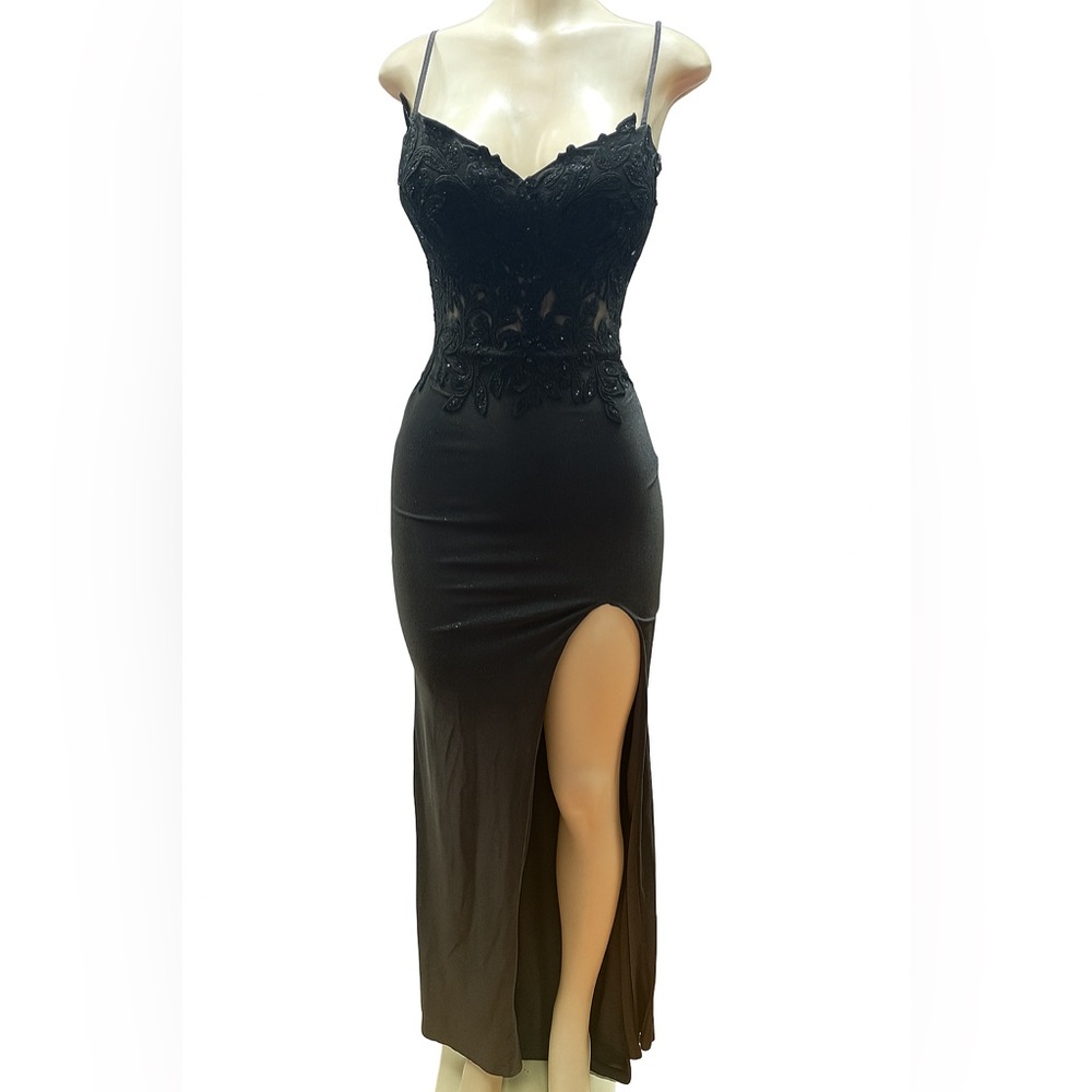 Elegant Black Lace-Up Gown